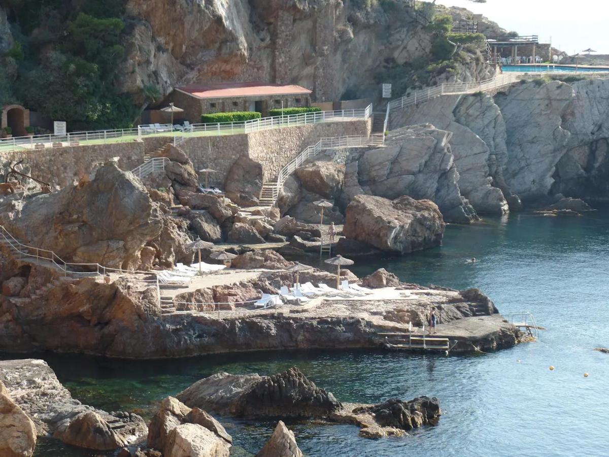 Cap Sa Sal Begur Primera Linea De Mar Con Terraza Eksteriør billede