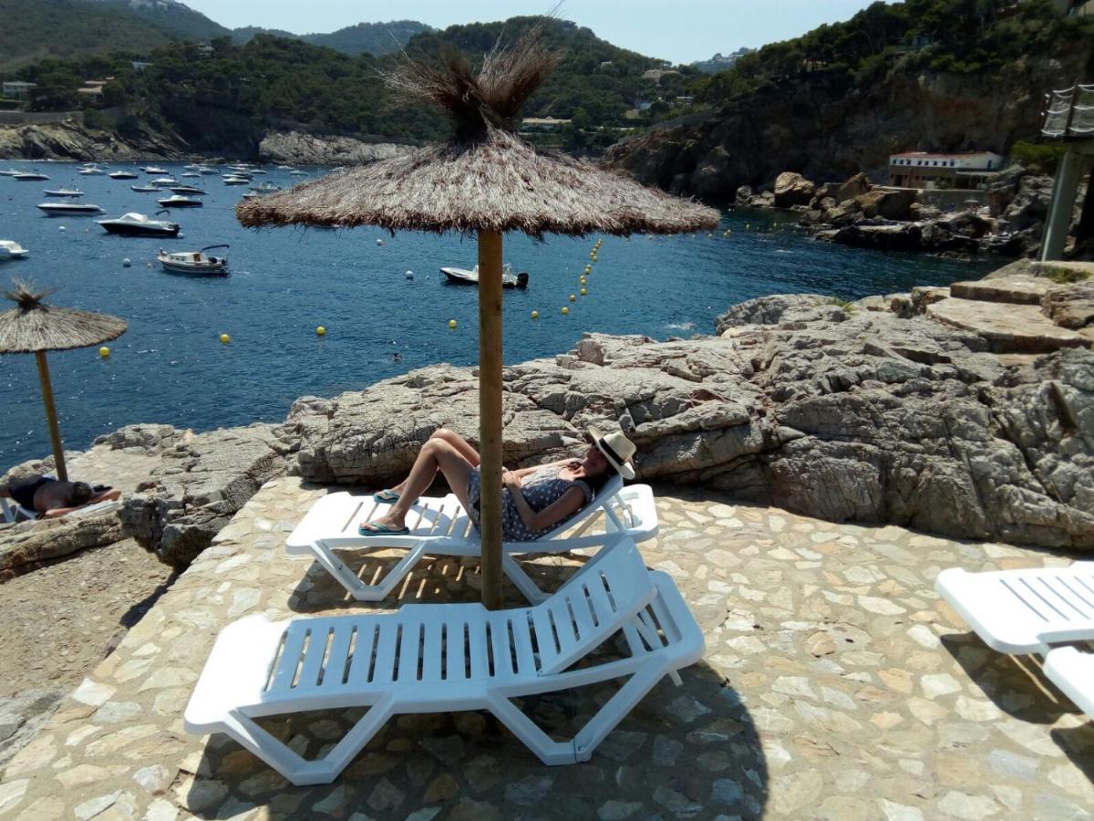 Cap Sa Sal Begur Primera Linea De Mar Con Terraza Eksteriør billede