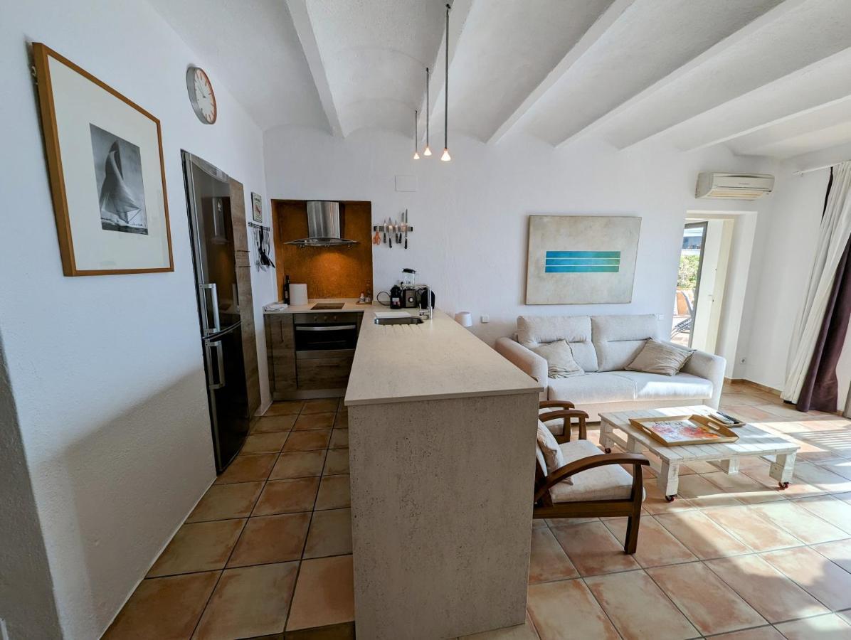 Cap Sa Sal Begur Primera Linea De Mar Con Terraza Eksteriør billede